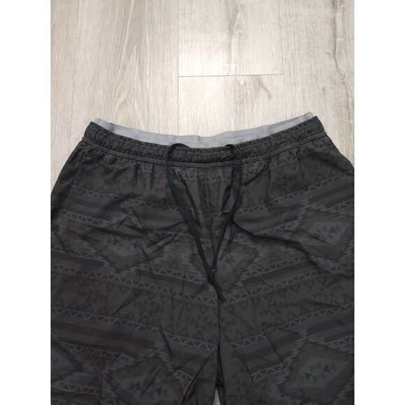 Chubbies The Quest Lined Performance Compression Shorts Mens Large 7" Inseam - Picture 3 of 7